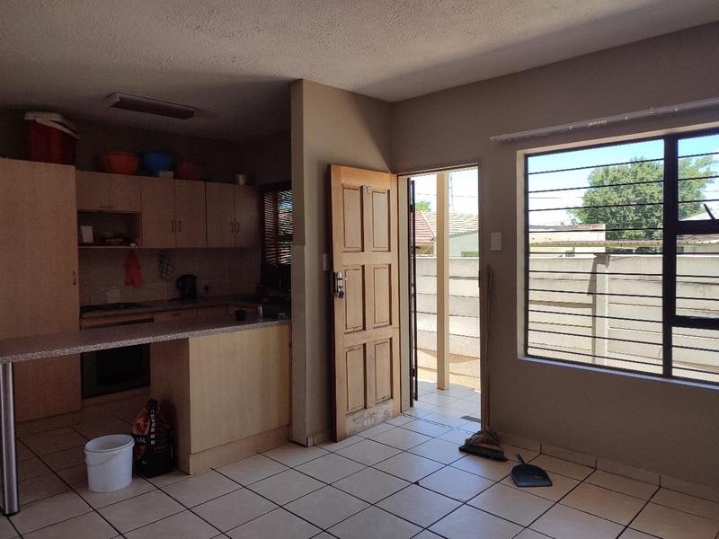 2 Bedroom Property for Sale in Potchefstroom North West